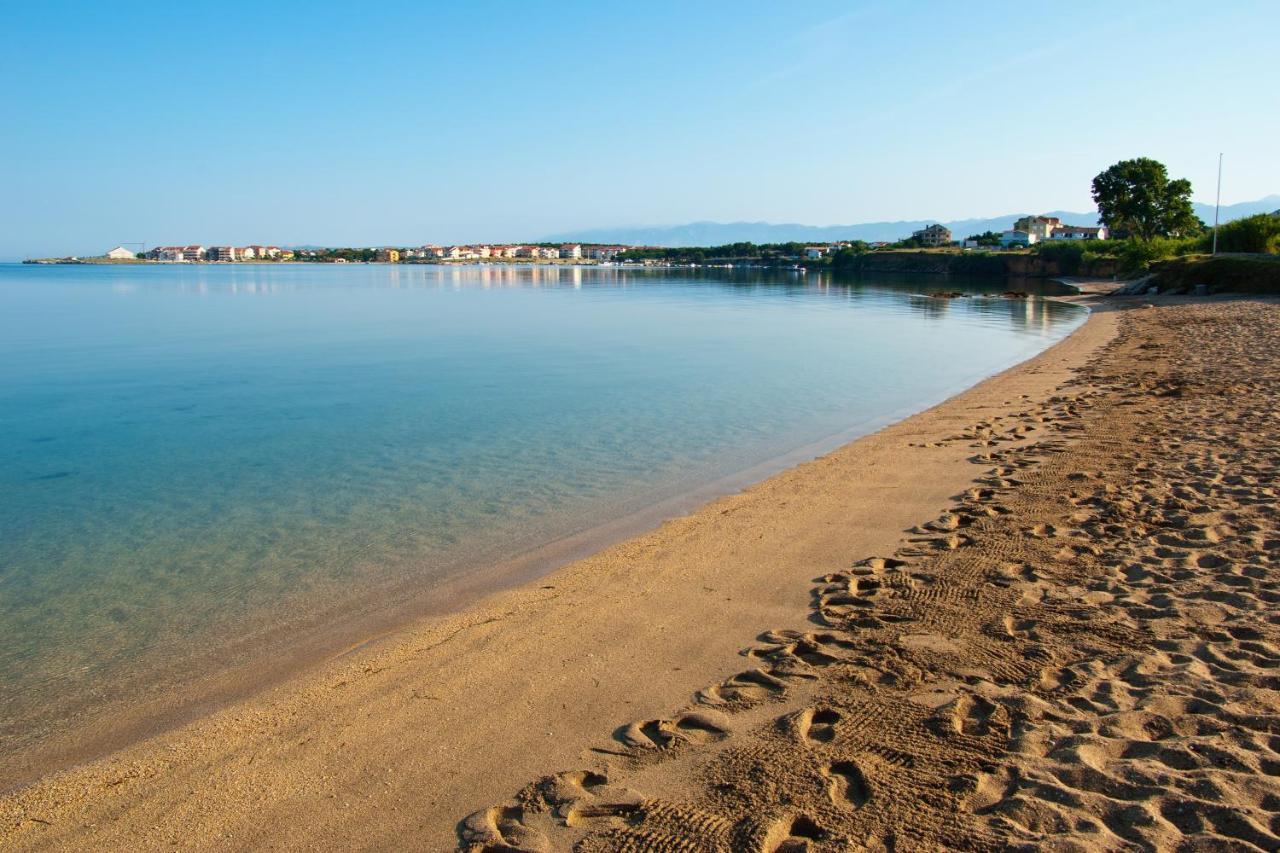 Family Friendly Apartments With A Swimming Pool Povljana, Pag - 244 Luaran gambar