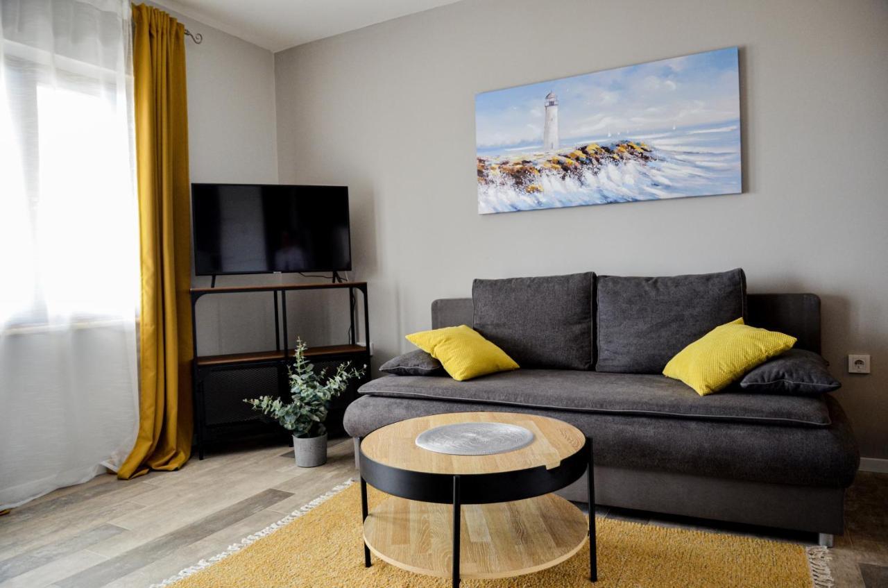Family Friendly Apartments With A Swimming Pool Povljana, Pag - 244 Luaran gambar