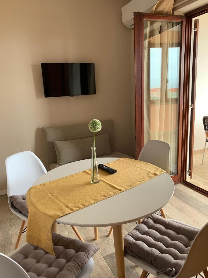 Family Friendly Apartments With A Swimming Pool Povljana, Pag - 244 Luaran gambar