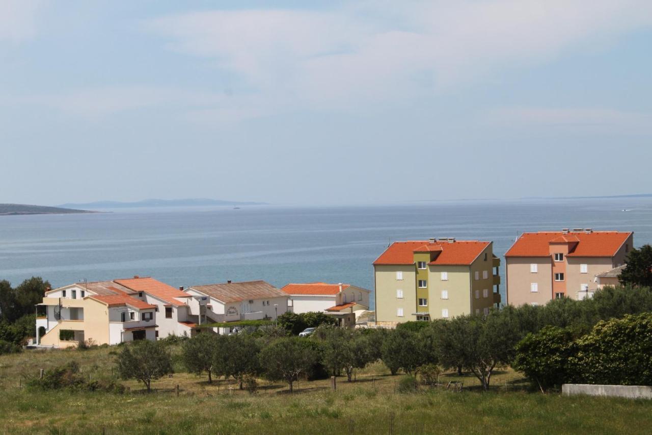 Family Friendly Apartments With A Swimming Pool Povljana, Pag - 244 Luaran gambar