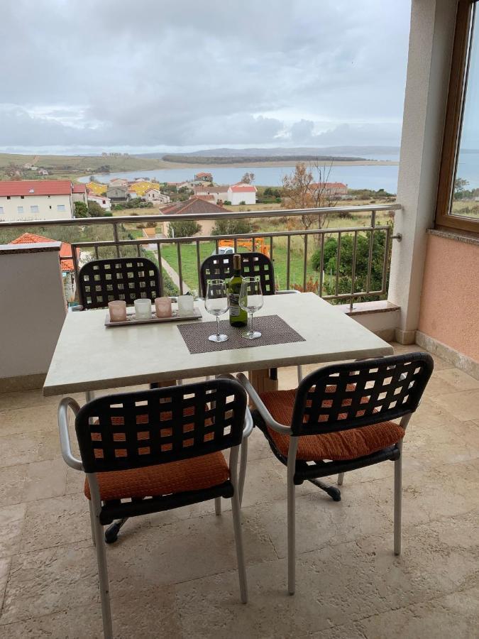 Family Friendly Apartments With A Swimming Pool Povljana, Pag - 244 Luaran gambar