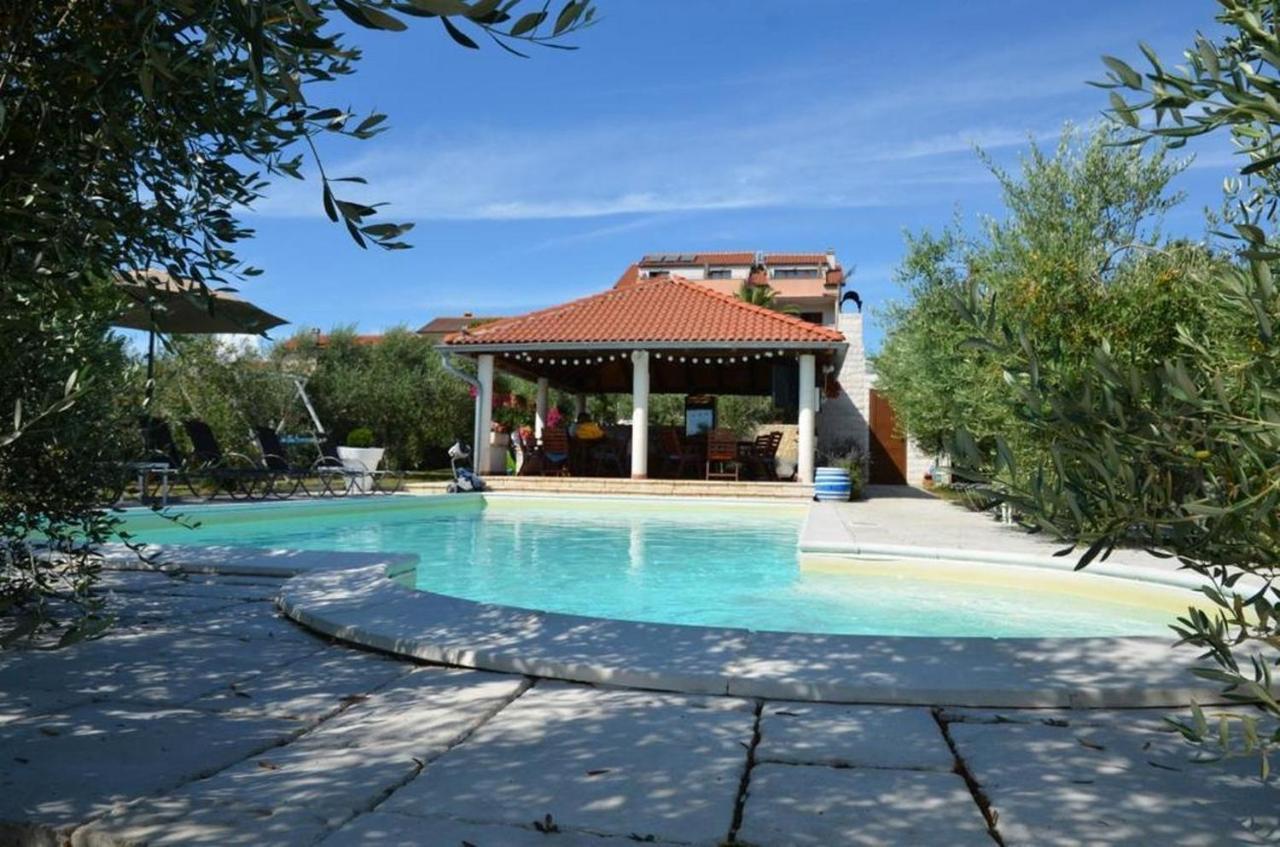 Family Friendly Apartments With A Swimming Pool Povljana, Pag - 244 Luaran gambar