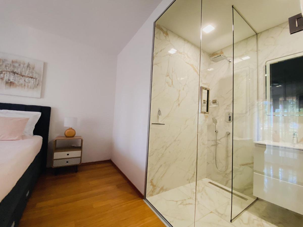 Family Friendly Apartments With A Swimming Pool Povljana, Pag - 244 Luaran gambar